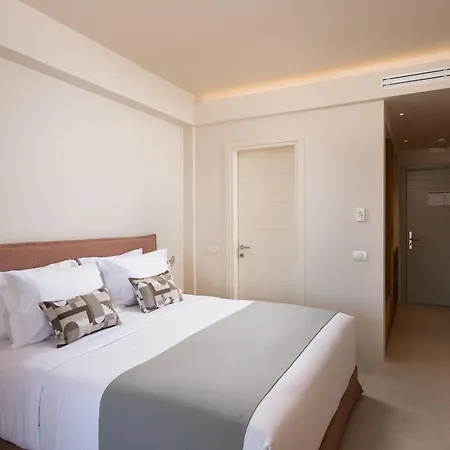 Espera 5* Kímolos